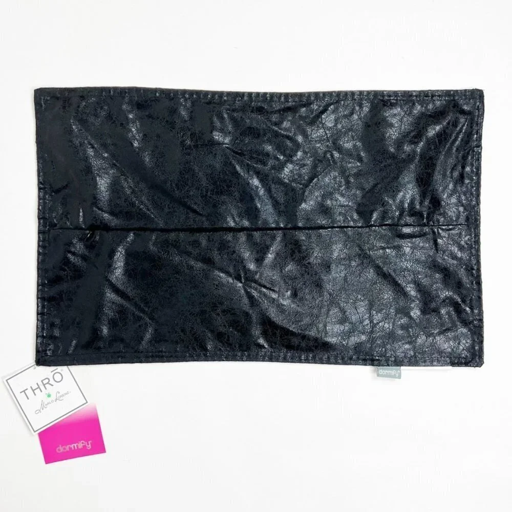 Thro by Marlo Lorenz nwt thro